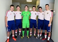 Тюменцы тренируются у Маевского в юношеской сборной