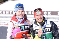 Тюменские биатлонисты Евгений Гараничев и Виктория Сливко на родной трассе взяли золото в сингл-миксте