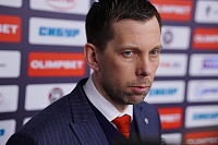 Главный тренер хоккейного клуба «Рубин» Денис Ячменёв: «Если правильно настраиваться в плей-офф, то фамилии роли не играют»
